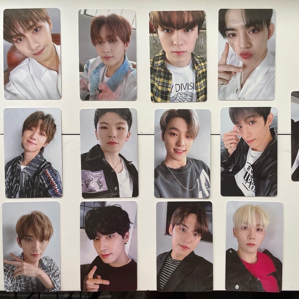 Seventeen Photo Cards